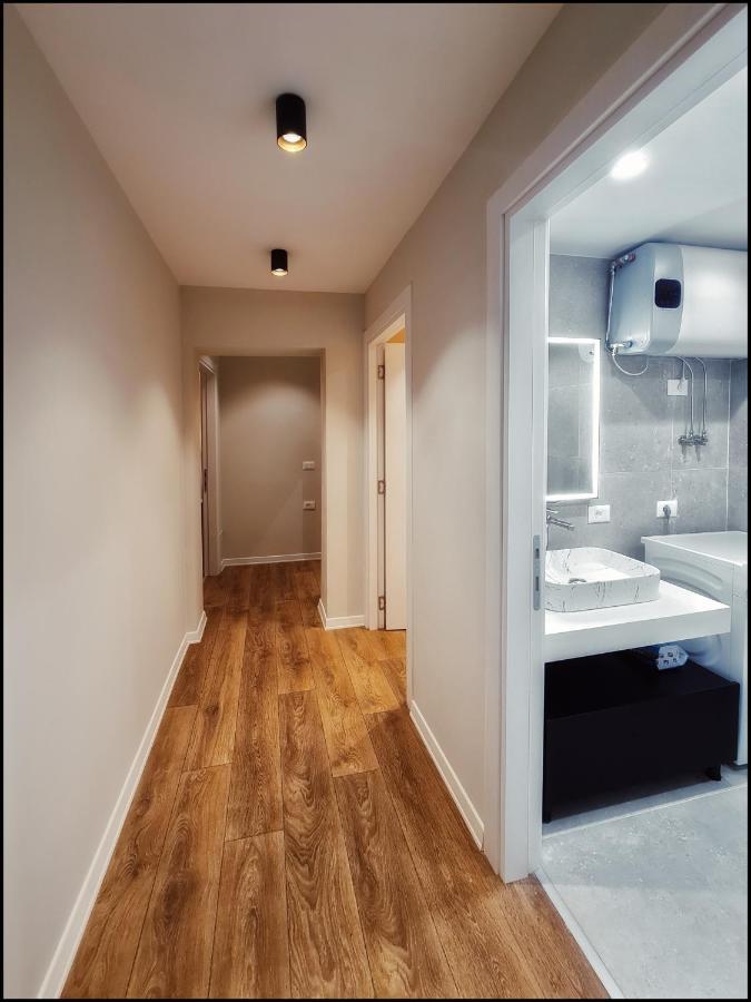 Adore - Modern Apartment Tiran Dış mekan fotoğraf