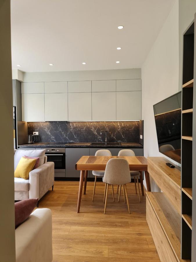 Adore - Modern Apartment Tiran Dış mekan fotoğraf