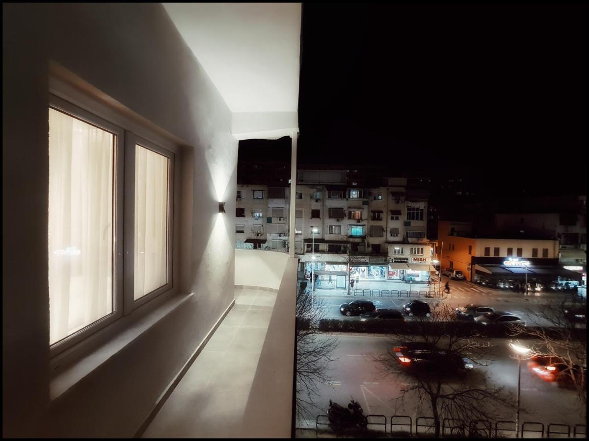 Adore - Modern Apartment Tiran Dış mekan fotoğraf